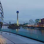 Apartment Medienhafen Direkt Am Zentrum *